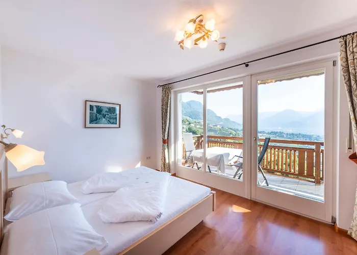 Appartement Tschivon
